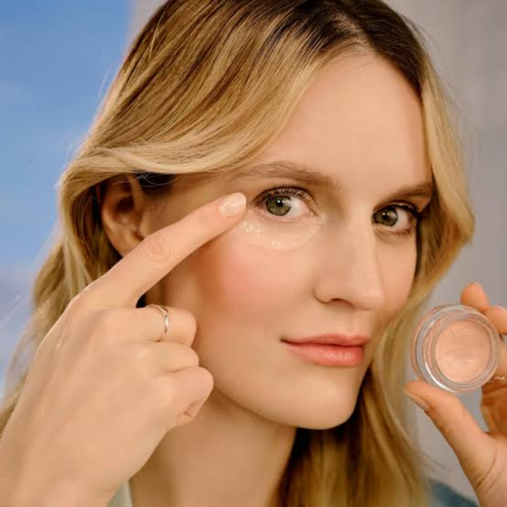 020  Warm Nude -  Under Eye Brightener